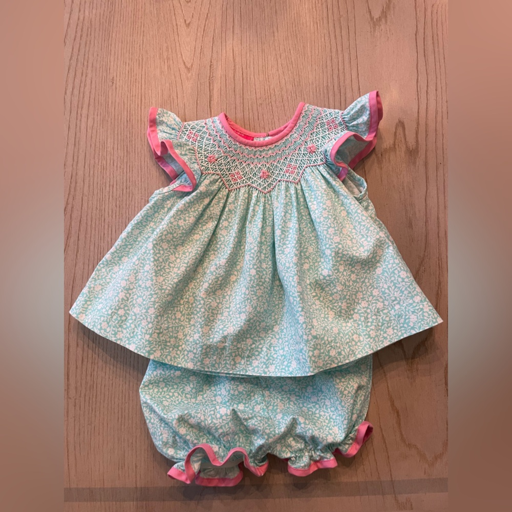 CLAIRE AND CHARLIE SMOCKED DRESS SET